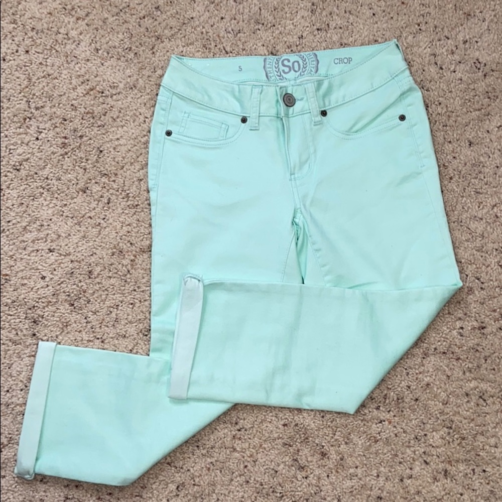 NWOT Cropped Pants